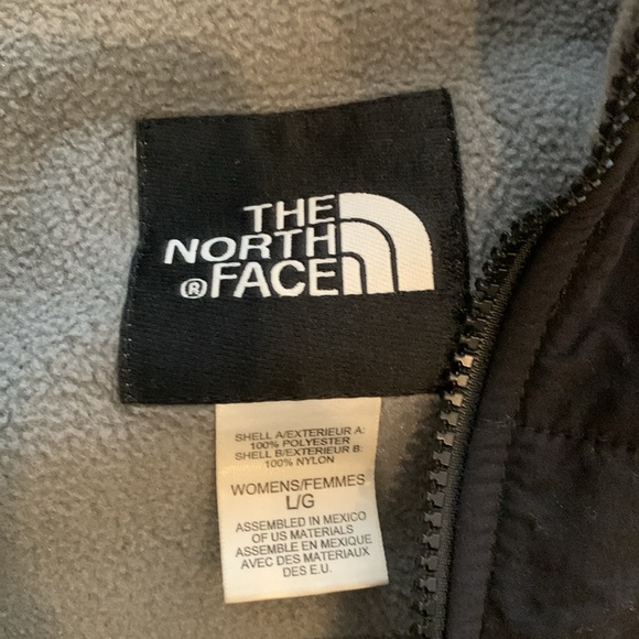 North face size L zip fleece - Picture 3 of 5
